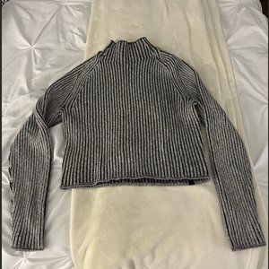 Lululemon Mockneck Sweater (Size 6)